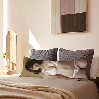 Amazon｜抱き枕カバー 吉岡里帆 等身大クッションカバー 両面